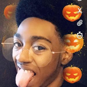 Meet your Posher, Elijah